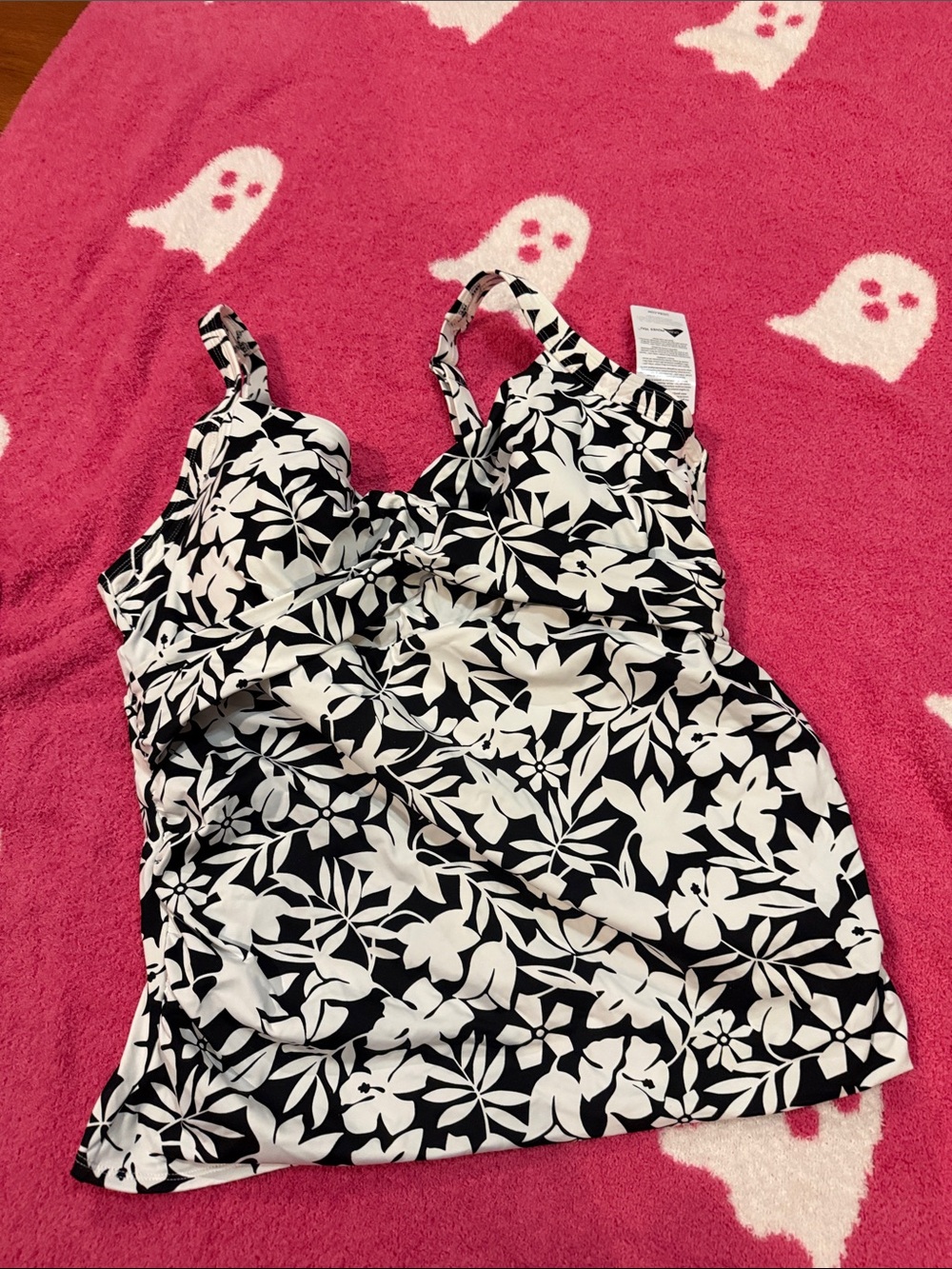 Black & White Floral Land’s End Tankini Top - Women's Swimwear